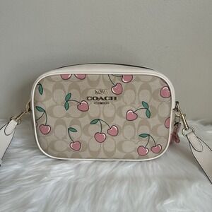 Coach Jamie Camera Bag Signature Canvas Heart Cherry Print Khaki Pink CA213